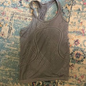 Lululemon tank top
